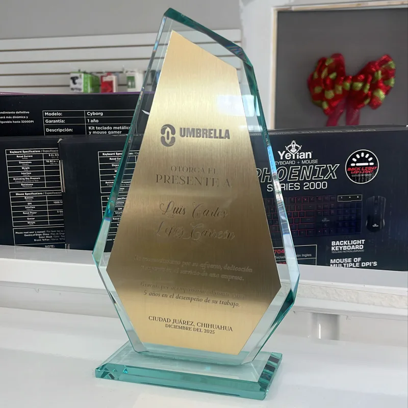 Reconocimientos en cristal